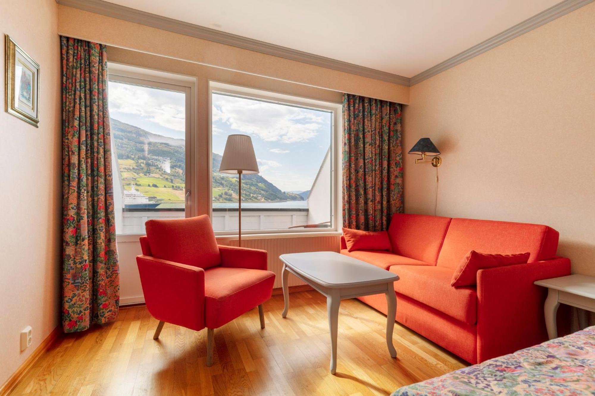 Olden Fjordhotel Exteriér fotografie