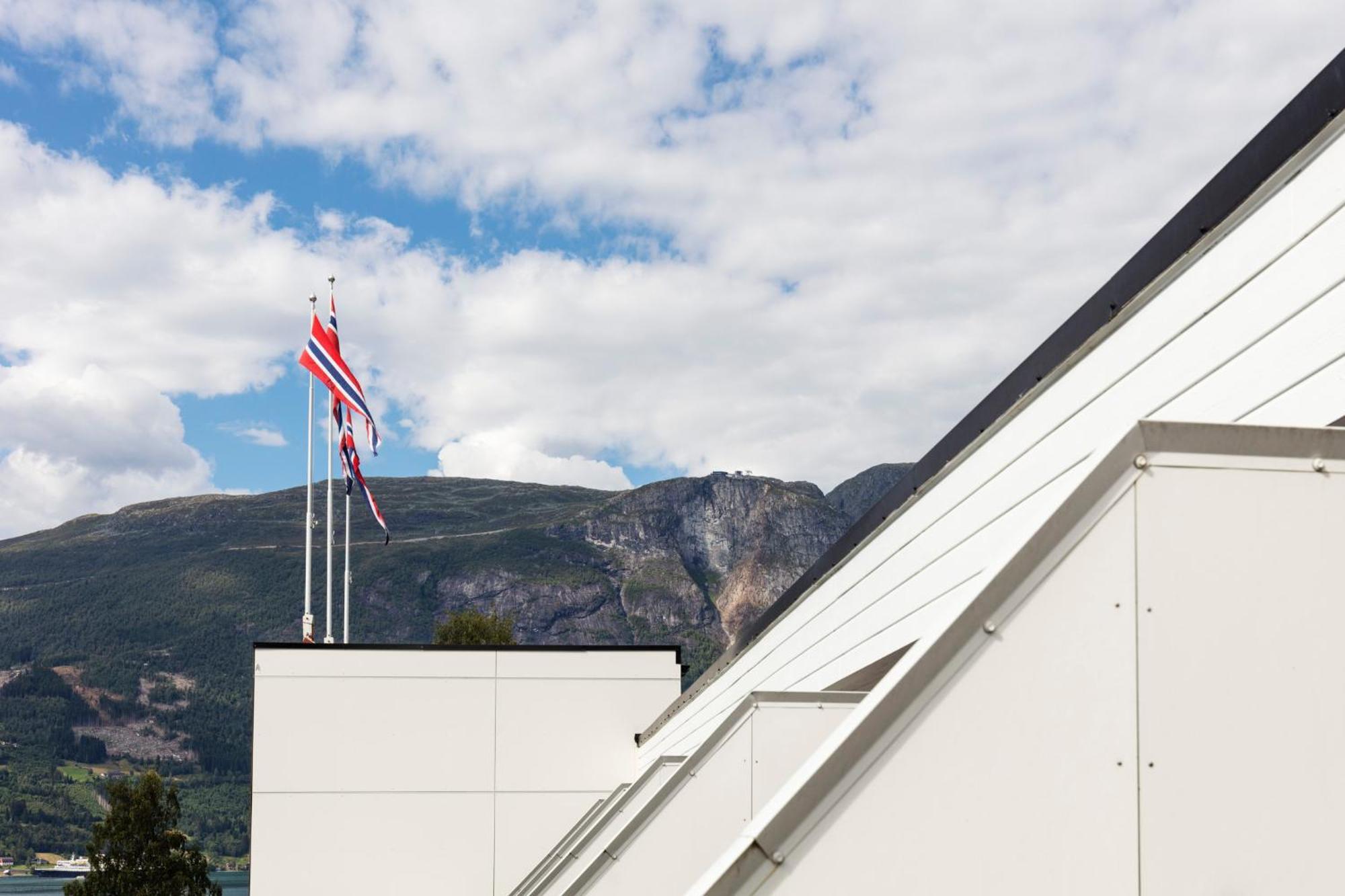 Olden Fjordhotel Exteriér fotografie